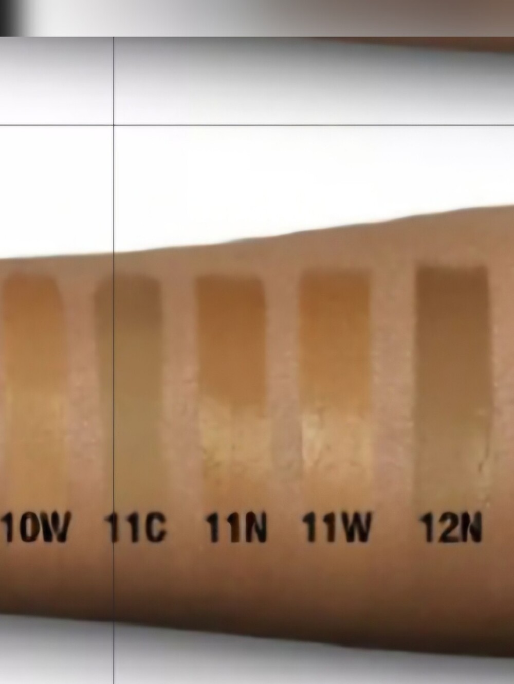 Charlotte Tilbury Beautiful Skin Foundation - 3 Shades To Choose From - Picture 13 of 16
